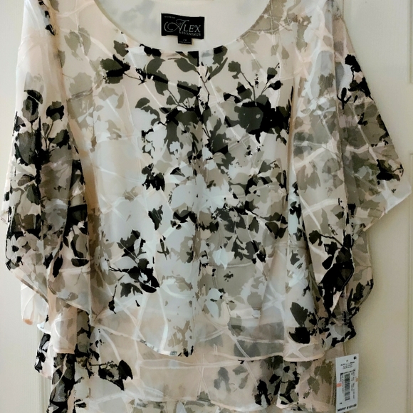 NWT! Alex Evenings BEAUTIFUL flattering silky, flowy top! Size 2x! - Picture 1 of 4